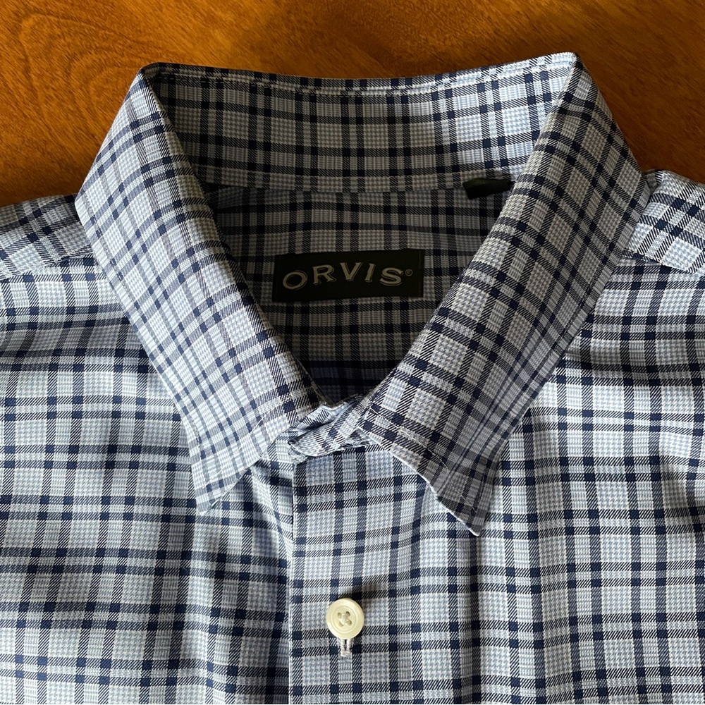 Orvis Men's Blue and White Plaid Button-Down Shirt